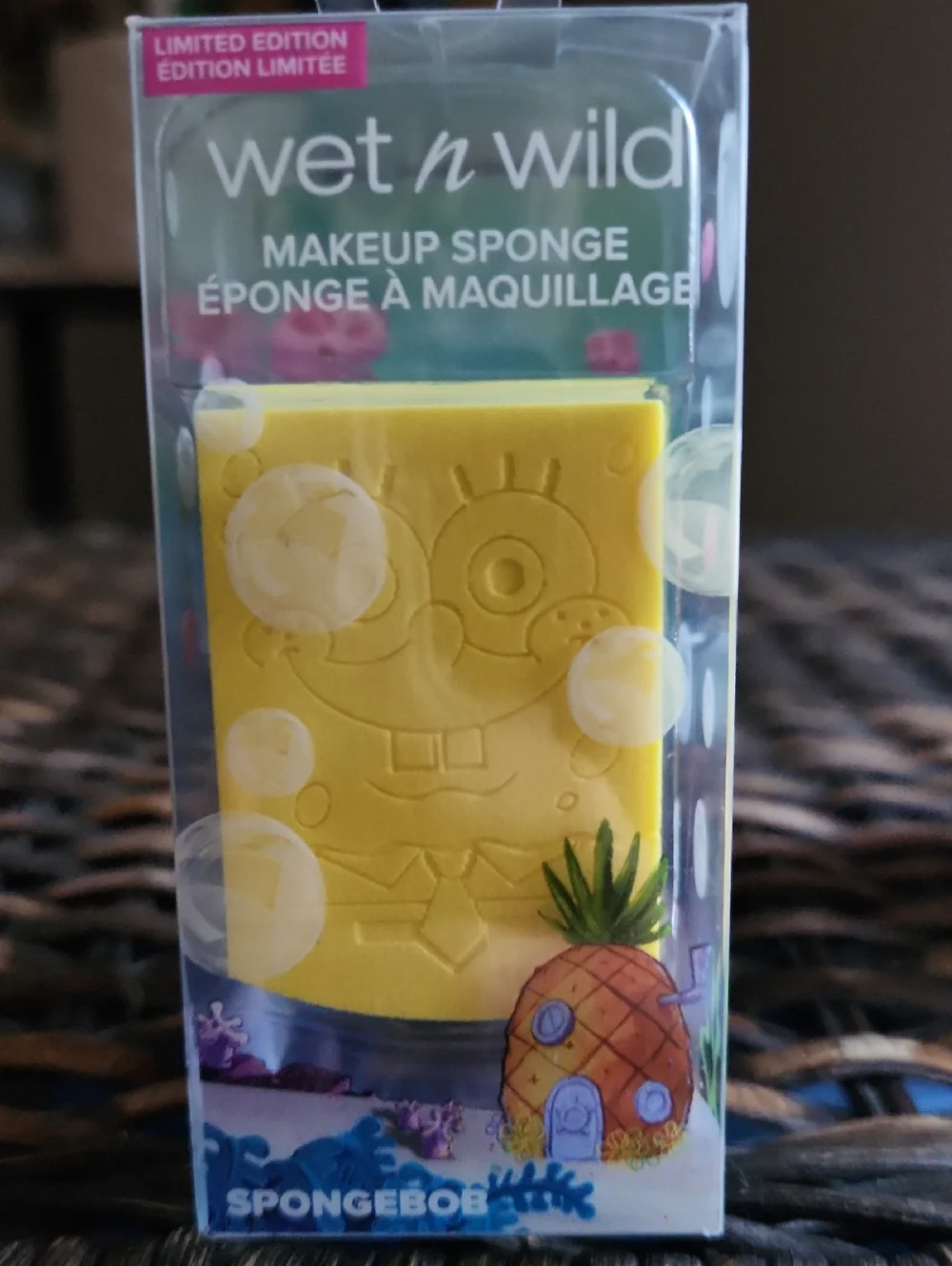 NEW - Wet N Wild Bundle SpongeBob-Themed Makeup Sponge Set With Sponge Case - Picture 2 of 7
